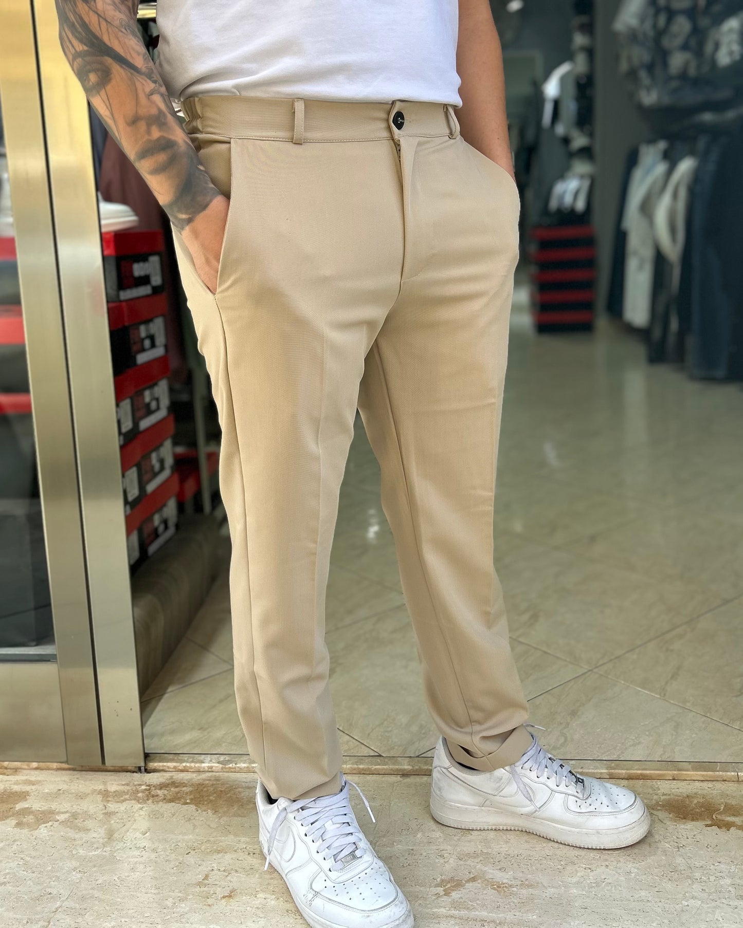 Pantalone ELEGANT CON BOTTONE