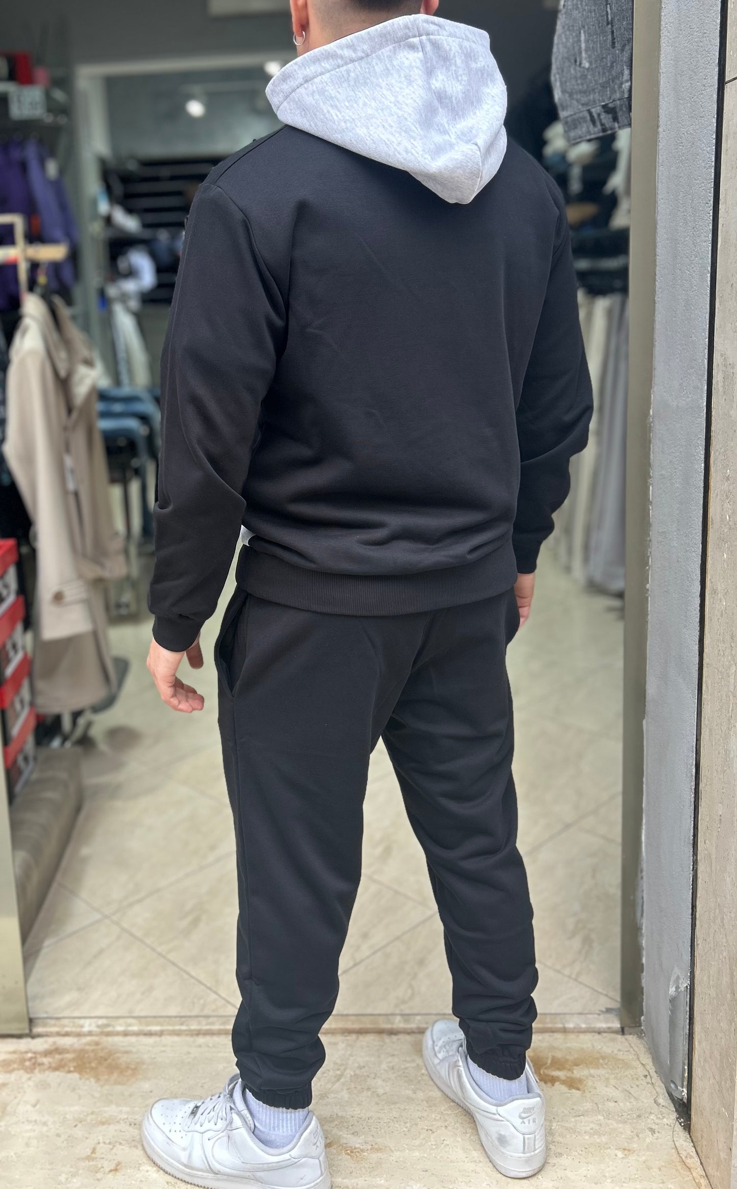 Tuta BLACK SVNDAY