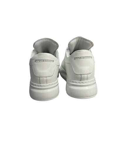 F09 600m-Light White