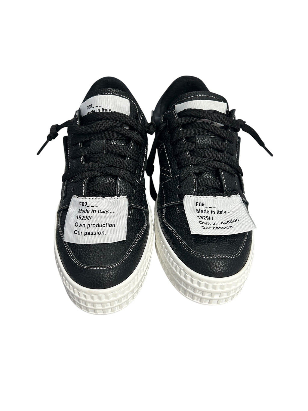 F09 Riad Low Black
